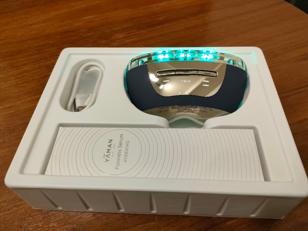 【美品】ヤーマン 美顔器 リフトロジー SP リフト EMS YJFD2L