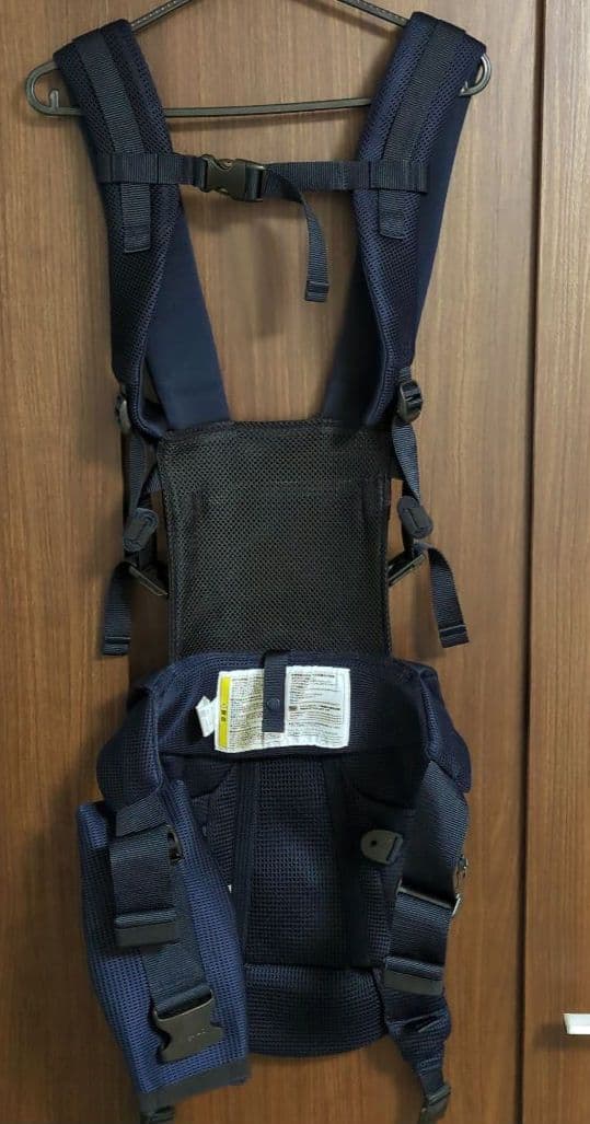 nn.　アプリカ ラクリス 抱っこ紐 ネイビー メッシュ