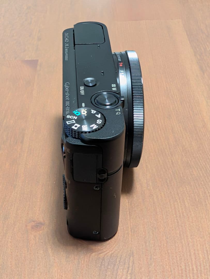 SONY Cyber-shot DSC-RX100（初代）
