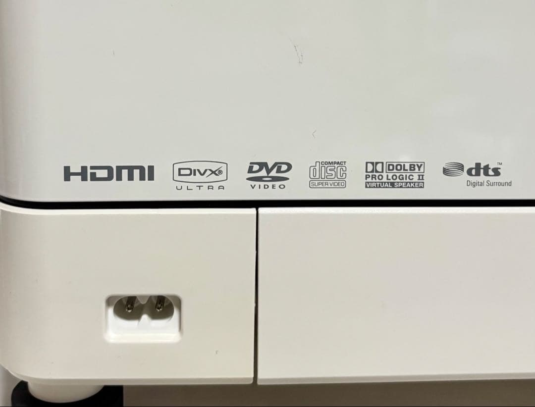 【DVDプレーヤー付】EPSON 3LCDプロジェクター EMP-TWD10