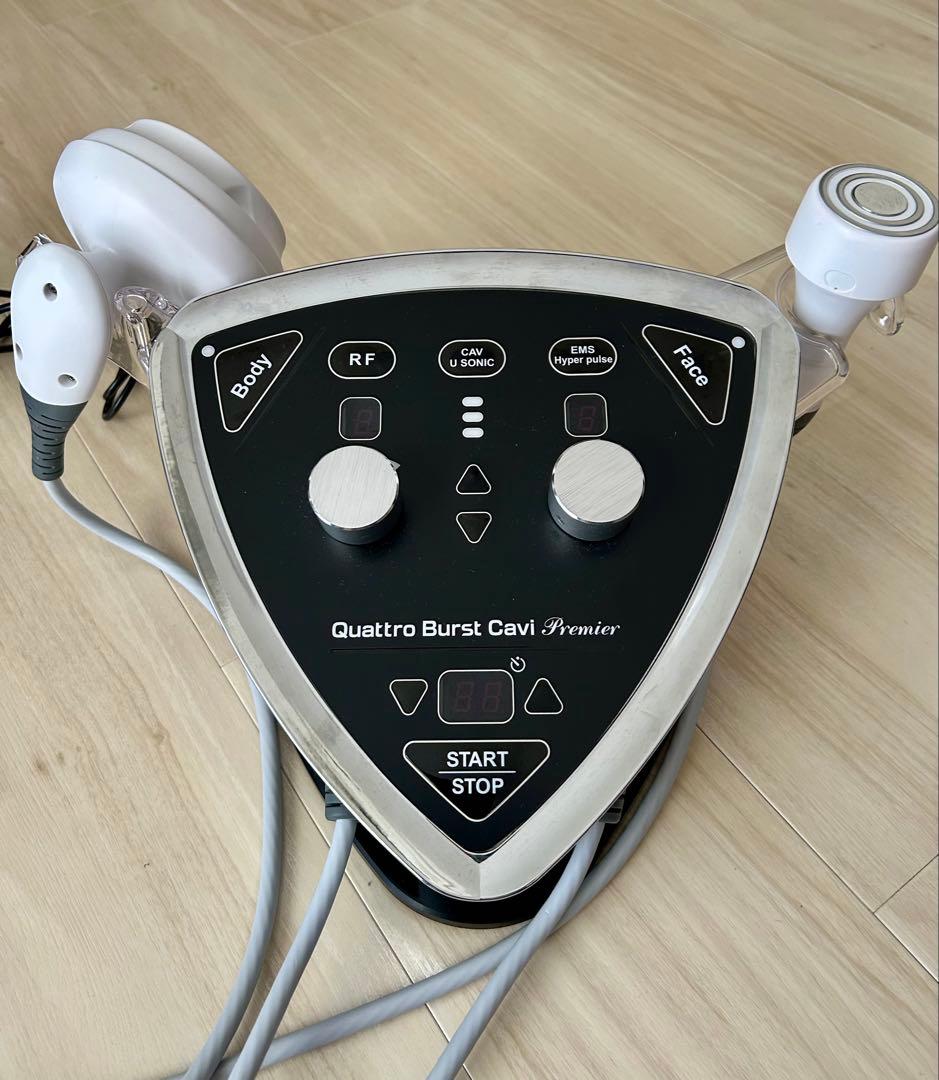 フェイス&ボディケア　クワトロバーストキャビプレミア　説明書付き