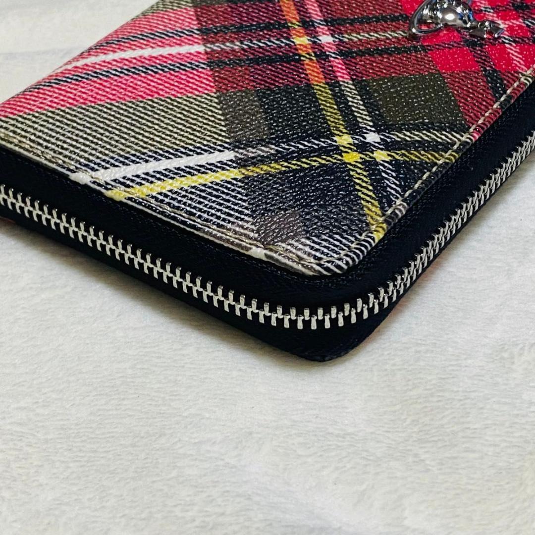vivienne westwood チェック柄 ラウンドファスナー長財布