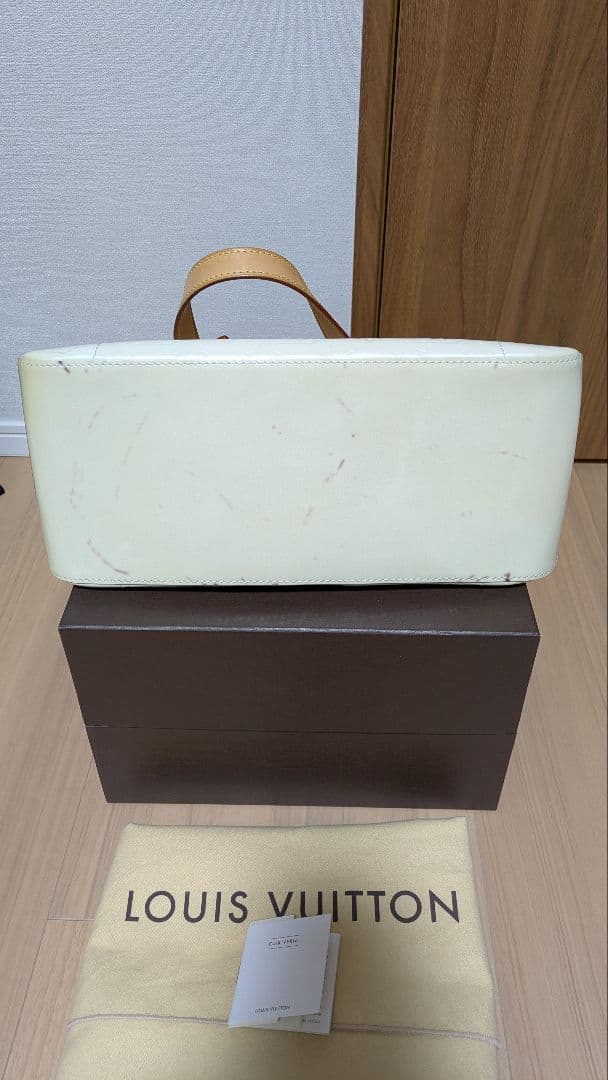 ルイヴィトン　ヴェルニ　LOUIS VUITTON　ハンドバック