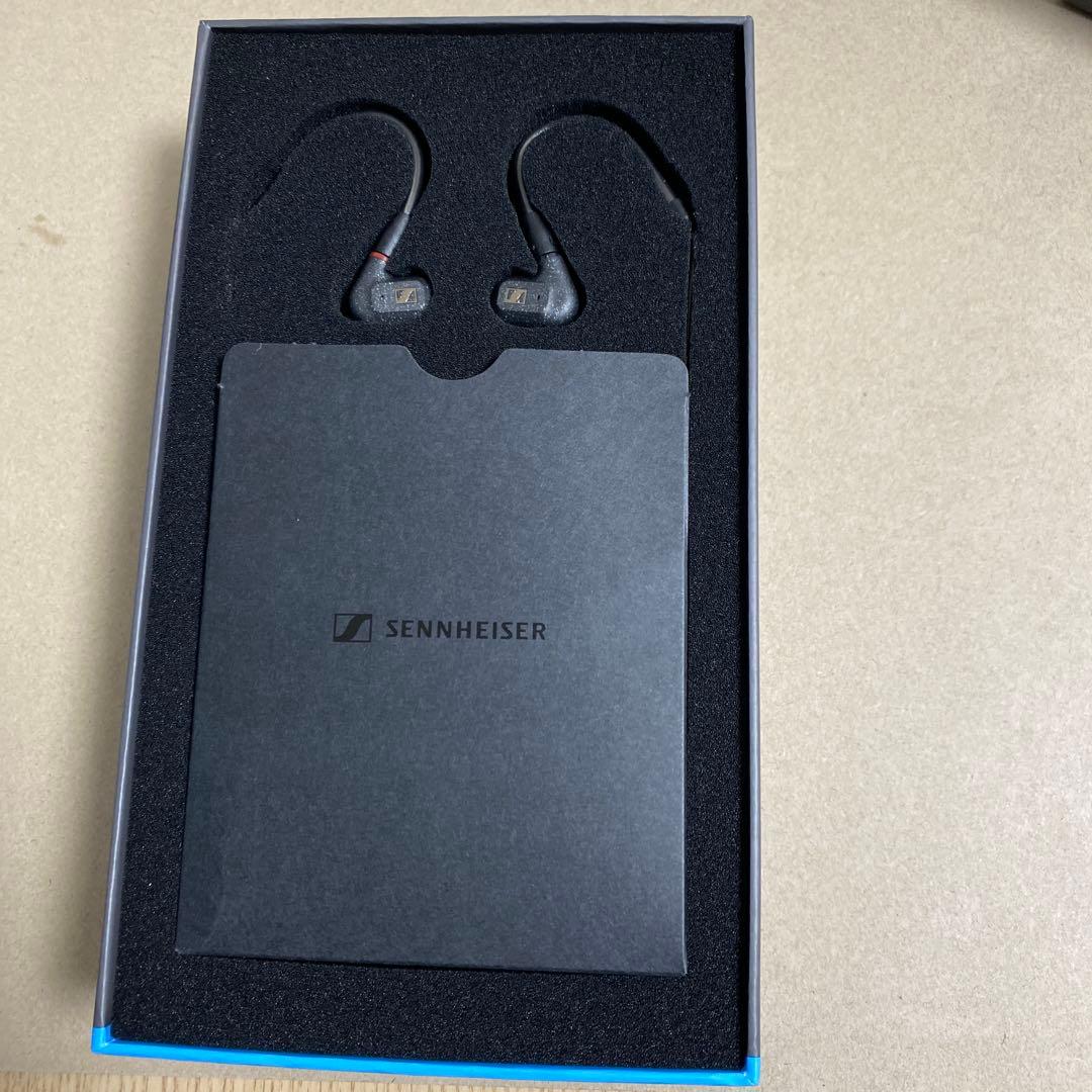 ゼンハイザー Sennheiser イヤホン 有線 IE 300 ブラック
