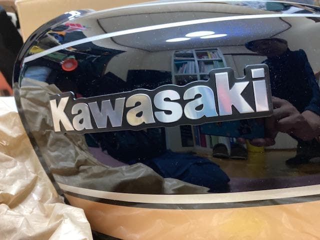 新品 未使用 カワサキ ゼファー X ZEPHYR X 純正タンク