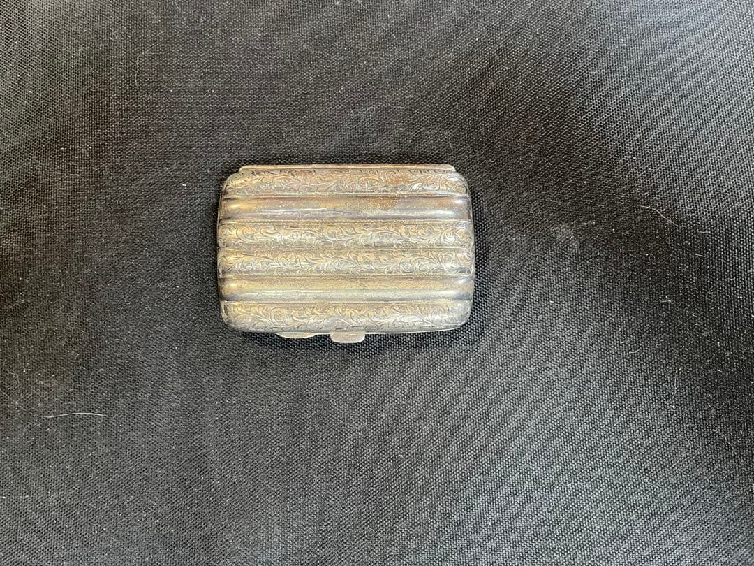 イギリスアンティーク　1905年　銀無垢シガレットボックス