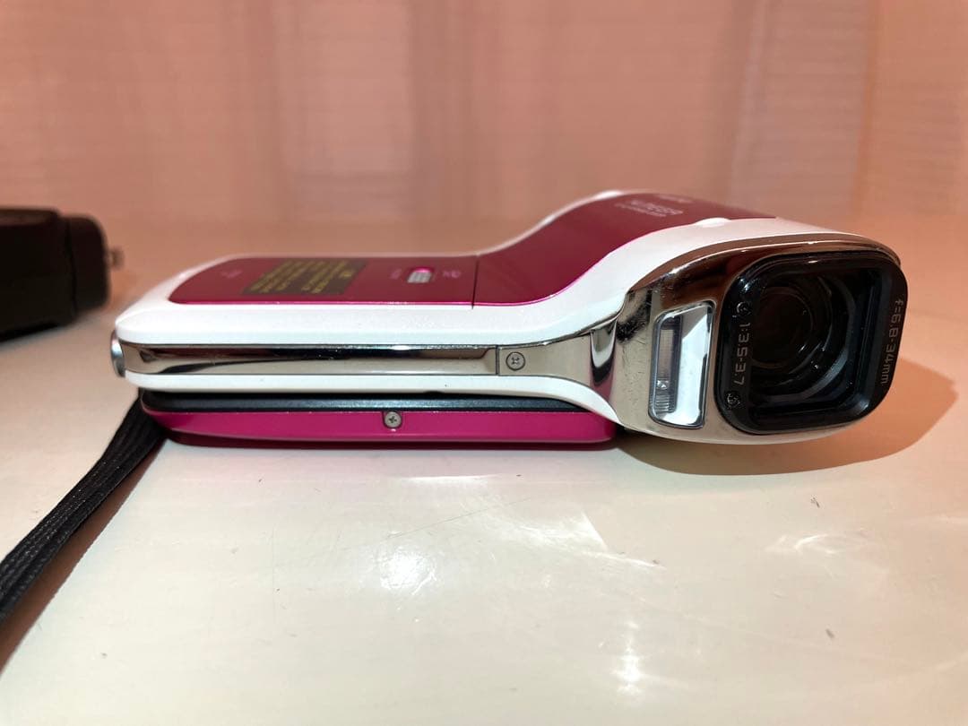 【美品】SANYO Xacti DMX-CA100 ピンク　デジタルビデオカメラ