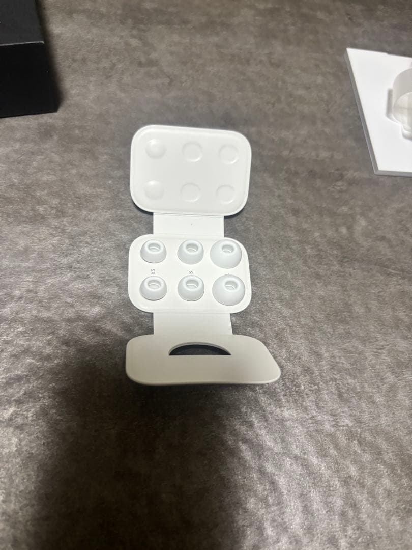 AirPods Pro 2 (第2世代) USB-C 本体　MagSafe対応