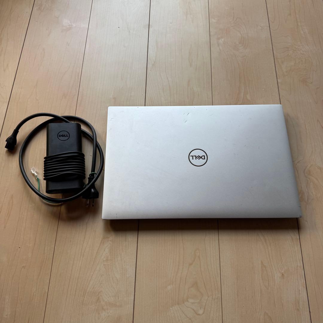 【DELL XPS17 9710】 coer i7 RAM32gd 1TBSSD