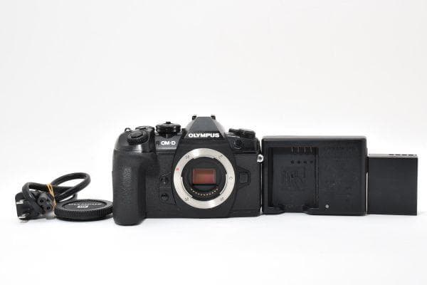 ★美品★ オリンパス OM-D E-M1 Markii ボディ #798