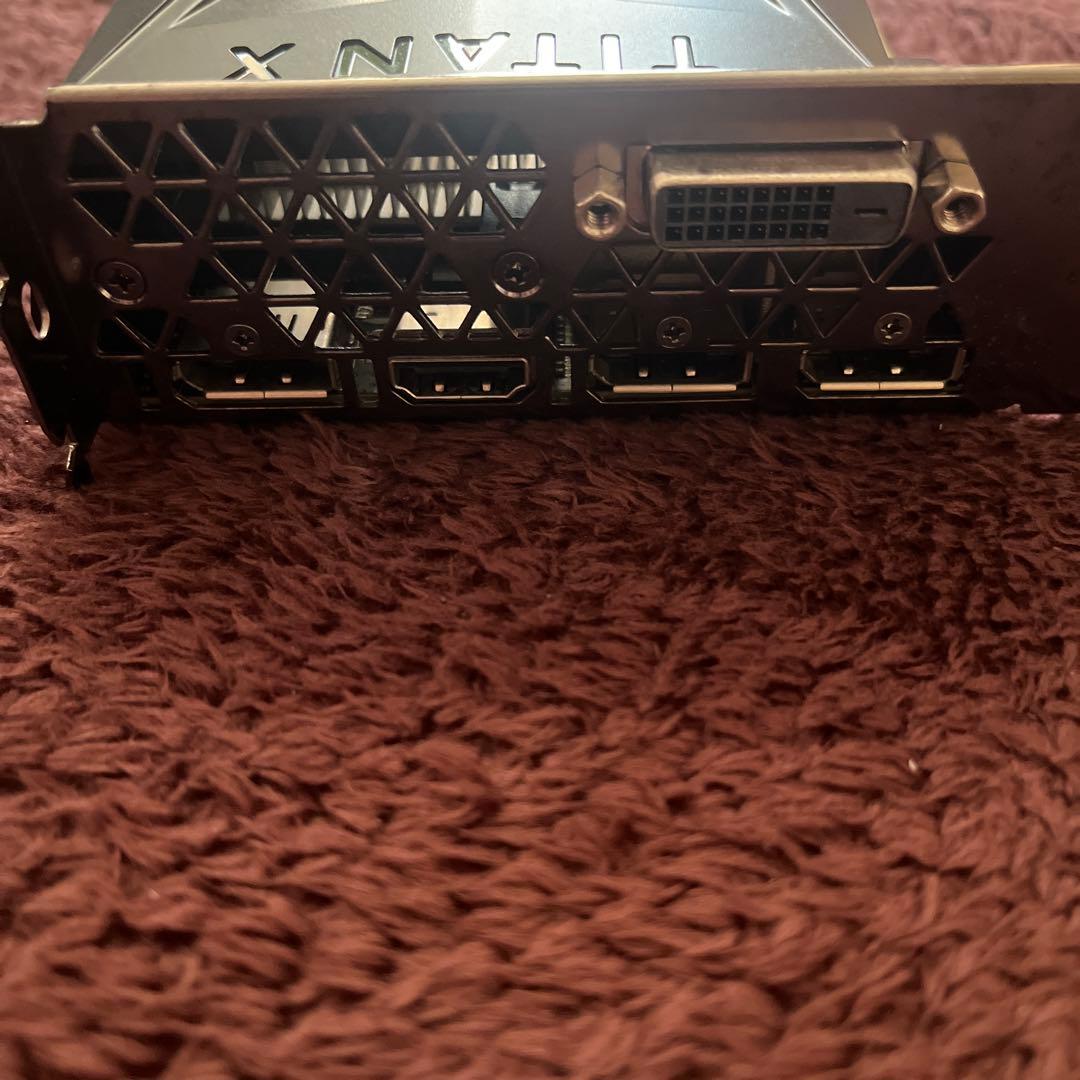 NVIDIA TITAN X (Pascal版) VRAM12GB