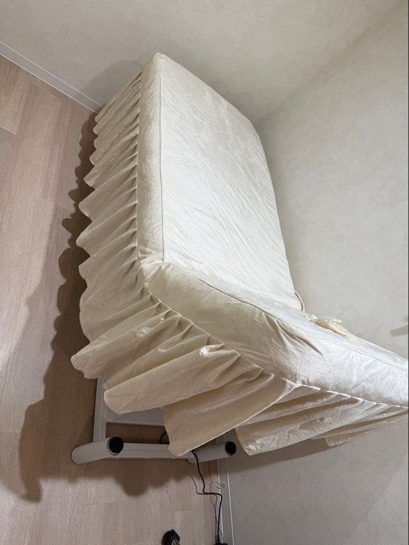 ホワイト マッサージテーブル 調整可能