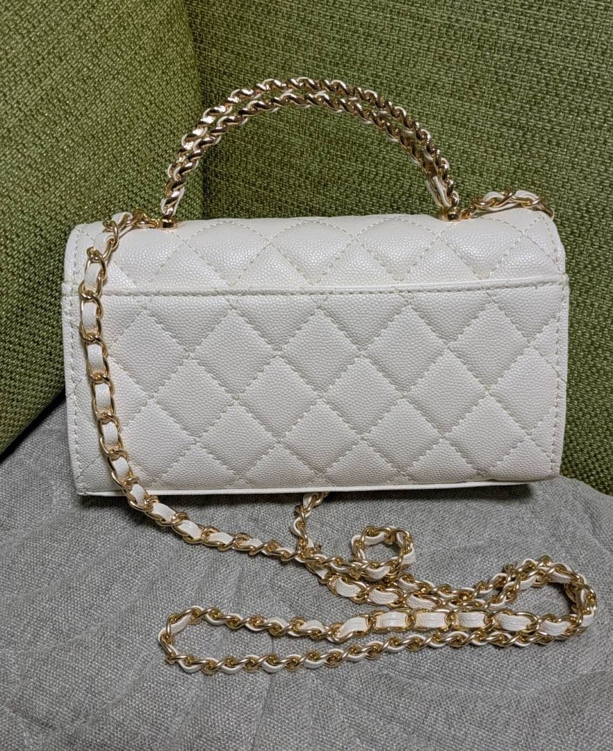 CHANELノベルティショルダーバッグ