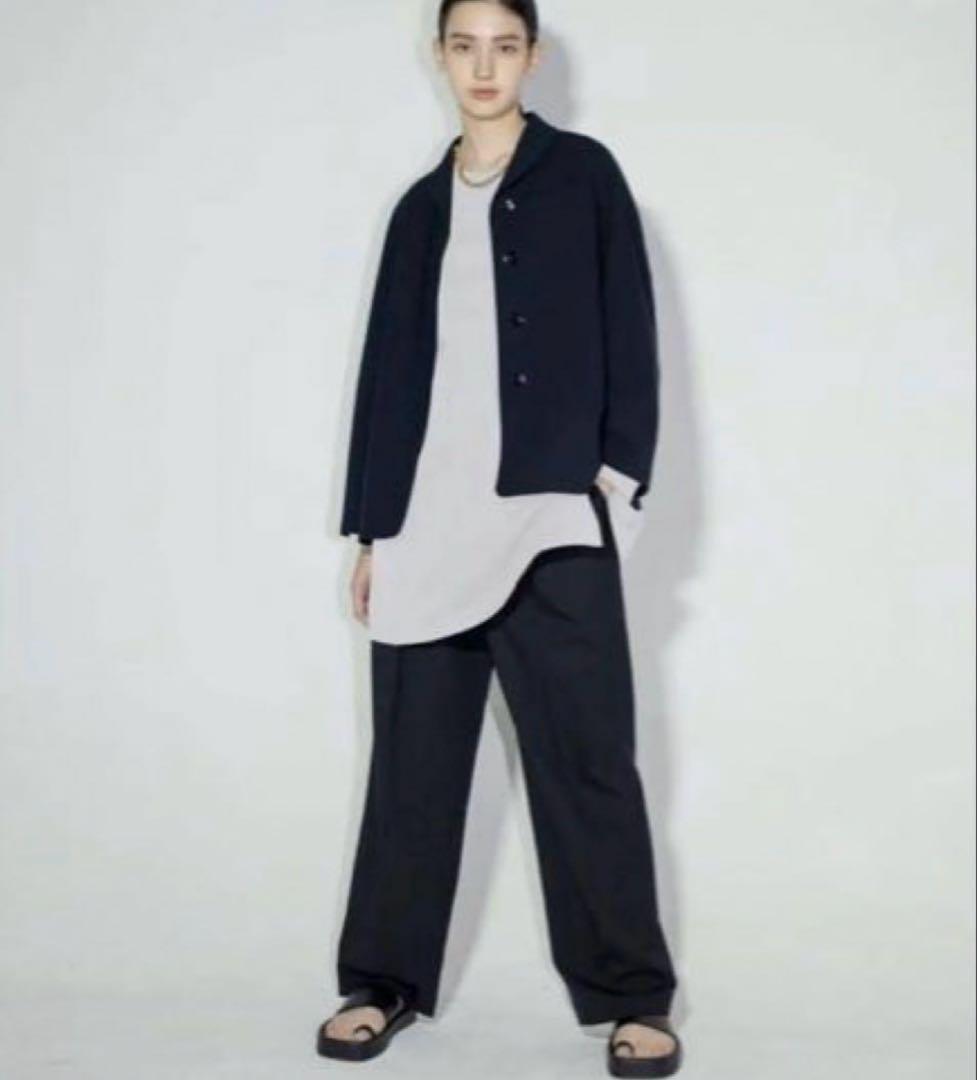 【新品未使用】YONFA ミドル丈モダンティー ホワイト