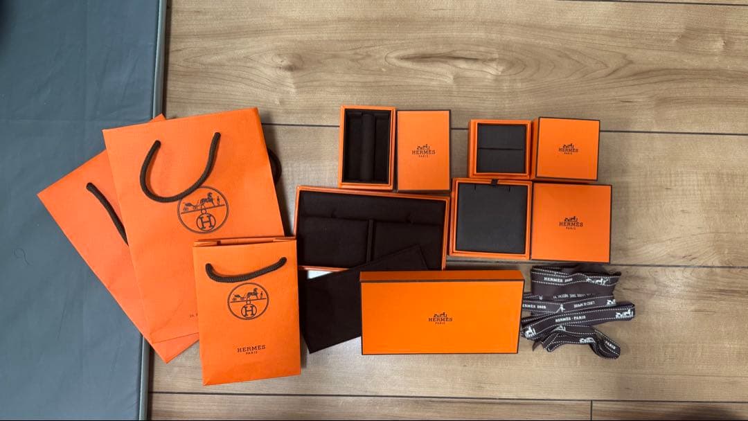 【新品】HERMES 空箱 ショッパー等