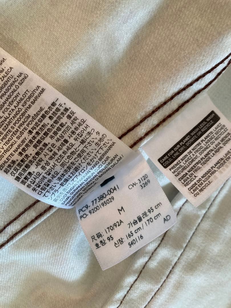 Levi's x Pokémon フラワー柄 Gジャン M