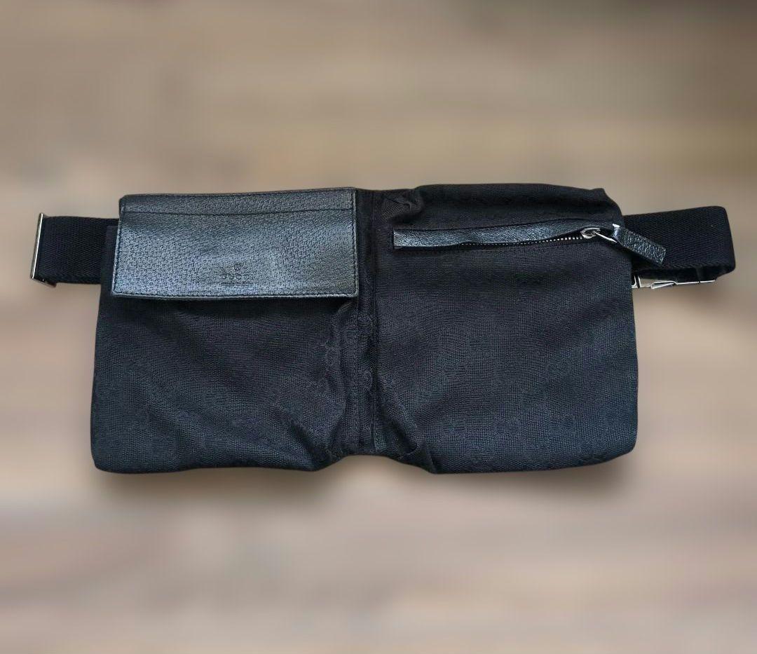 GUCCI　GGキャンバスウエストバッグ　28566 ブラッ ク　グッチ