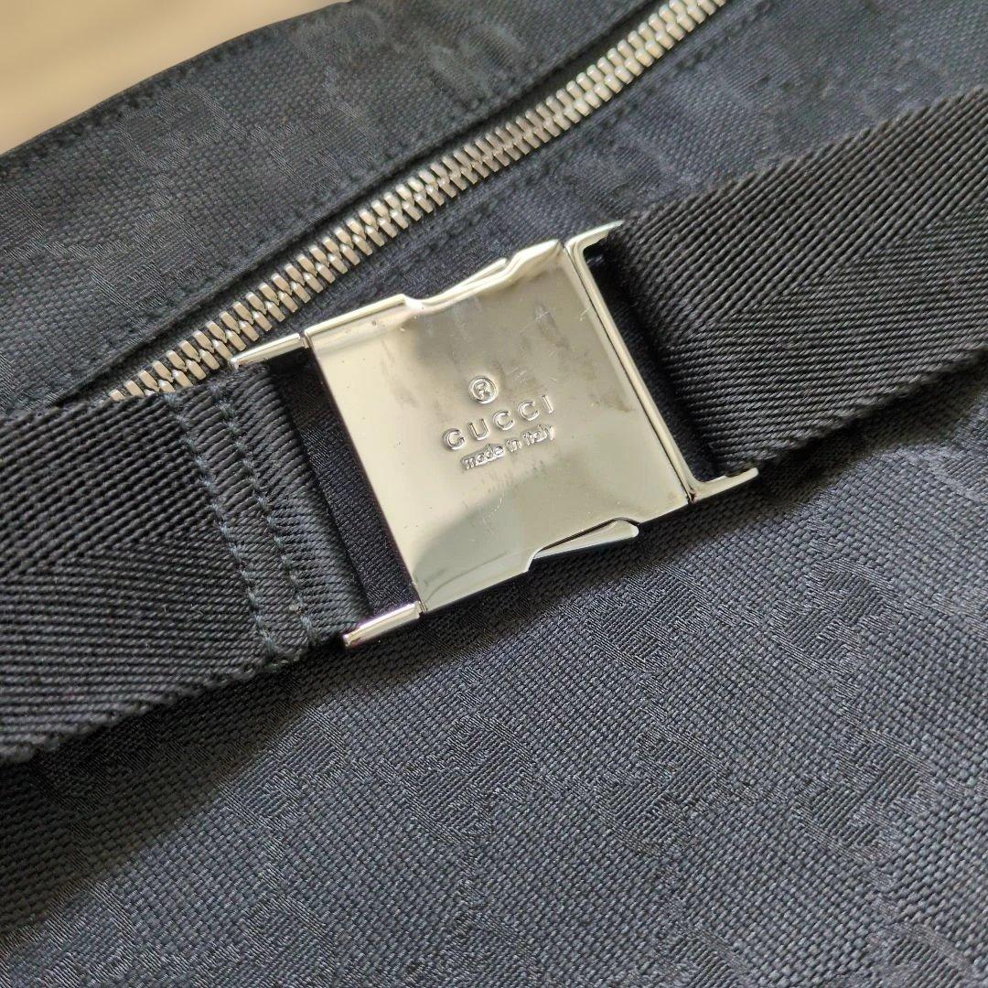 GUCCI　GGキャンバスウエストバッグ　28566 ブラッ ク　グッチ