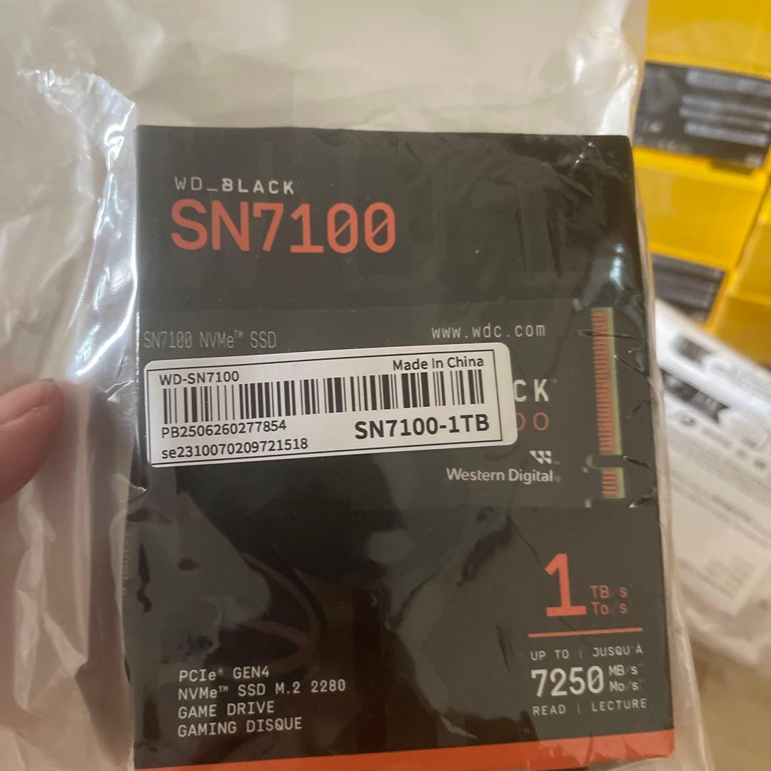 内蔵型SSD WD_BLACK SN7100 1TB SSD