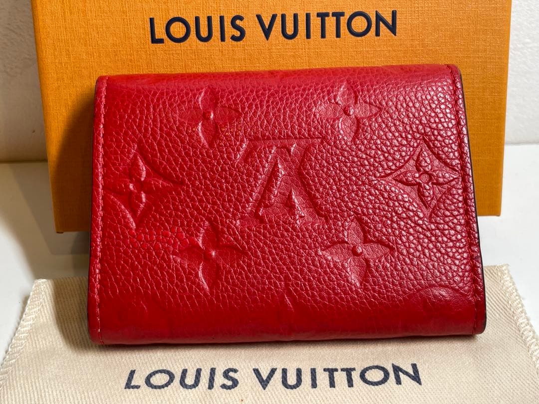 【極美品】LOUISVUITTONアンプラント レザー スリーズレッド　名刺入れ