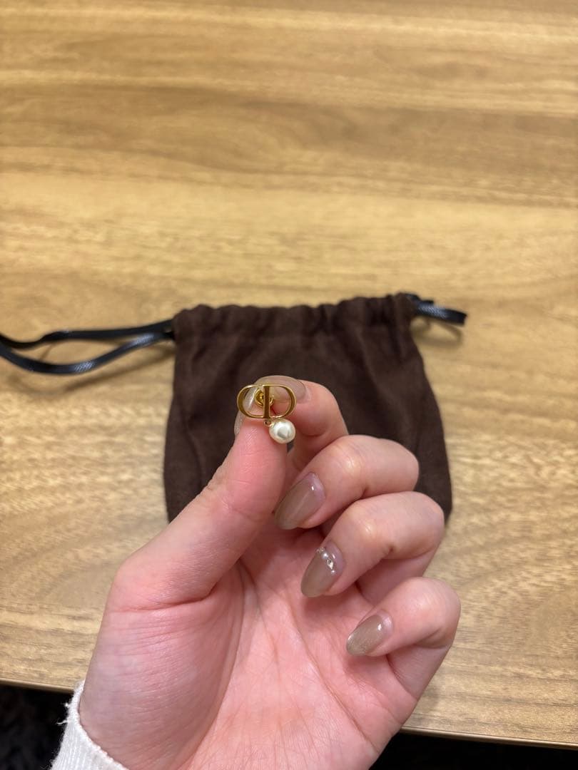 Dior ピアス片耳