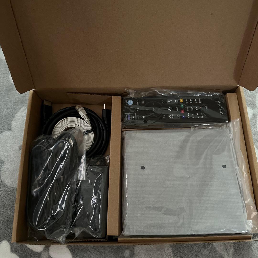 ひかりTVチューナー ST-3400 本体と付属品　中古