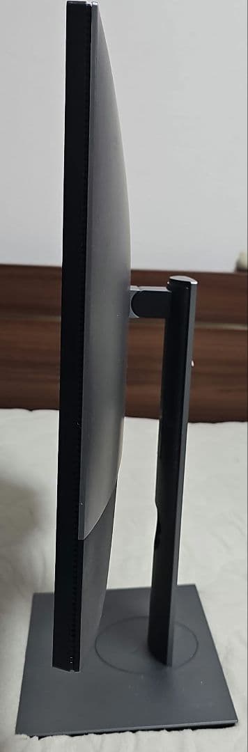 Dell U2720QM 27インチ 4K モニター IPS非光沢