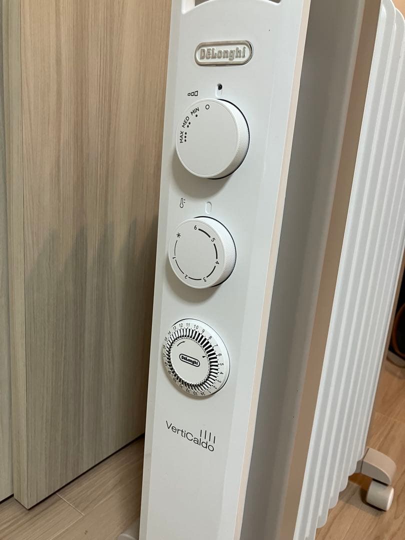 De'Longhi (デロンギ) オイルヒーターRHJ21F0812-WH