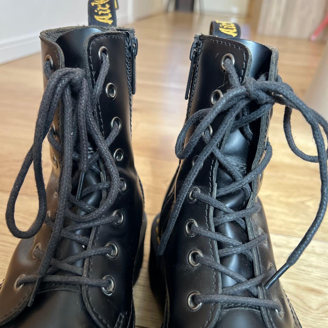 ドクターマーチン　厚底ブーツ