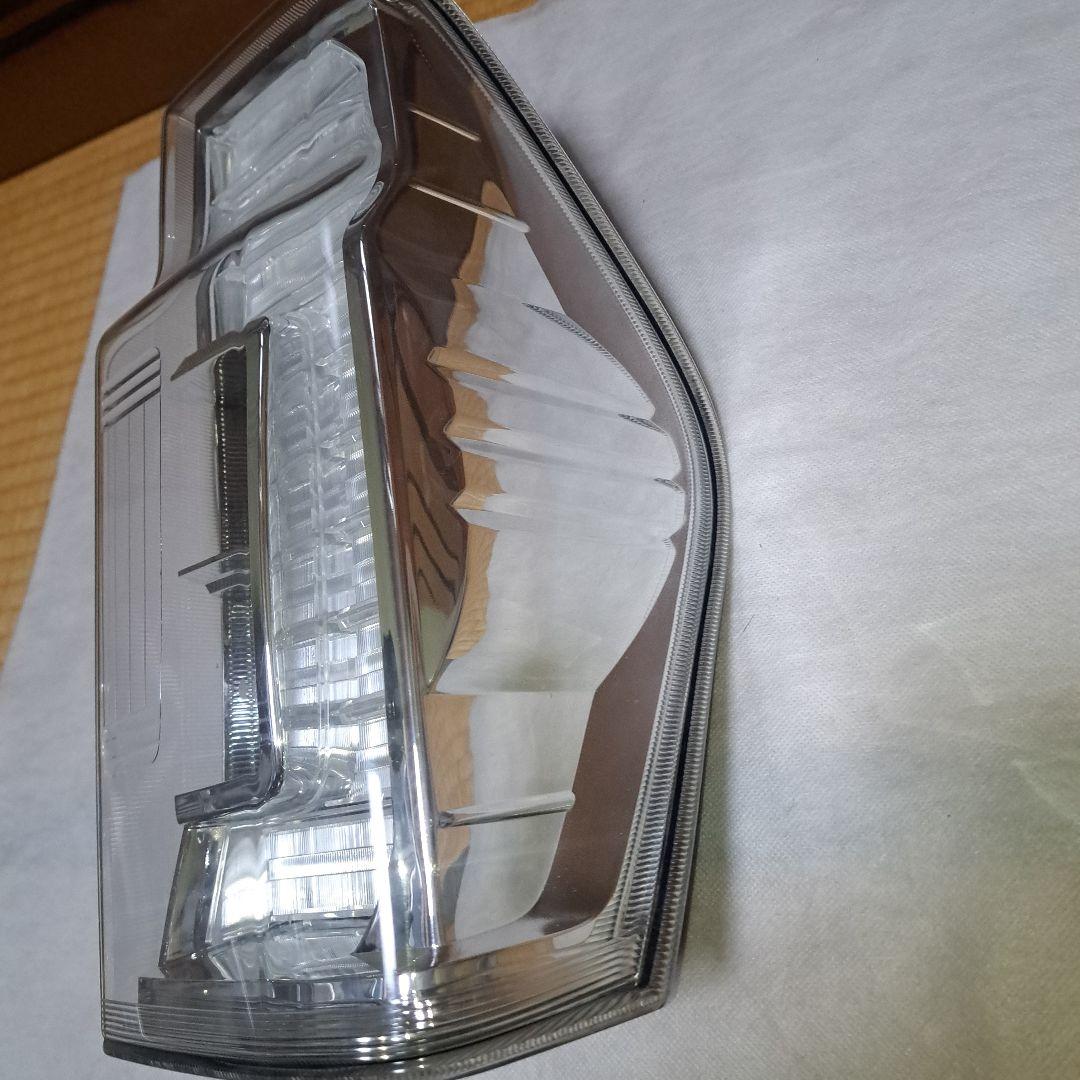 ダイハツ★タントカスタム★LA600S★テールランプ★インナーメッキ★右側★良品