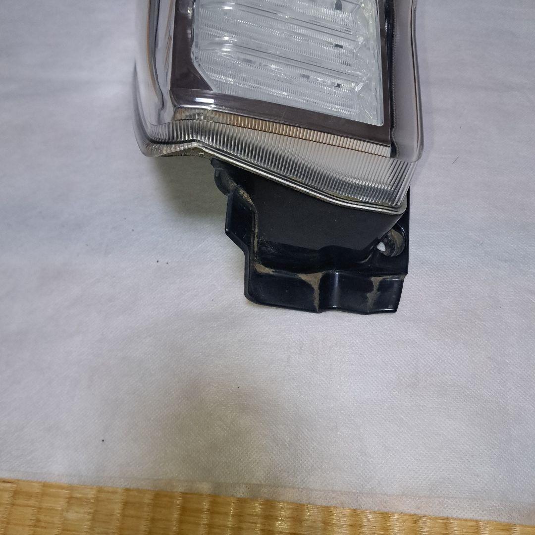 ダイハツ★タントカスタム★LA600S★テールランプ★インナーメッキ★右側★良品