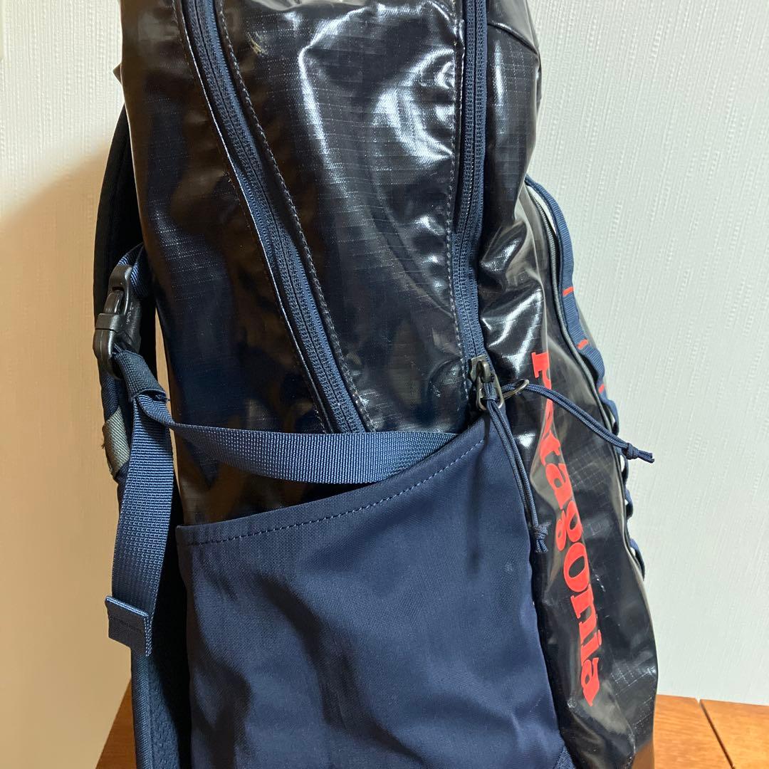 patagonia ブラックホールパック　30L