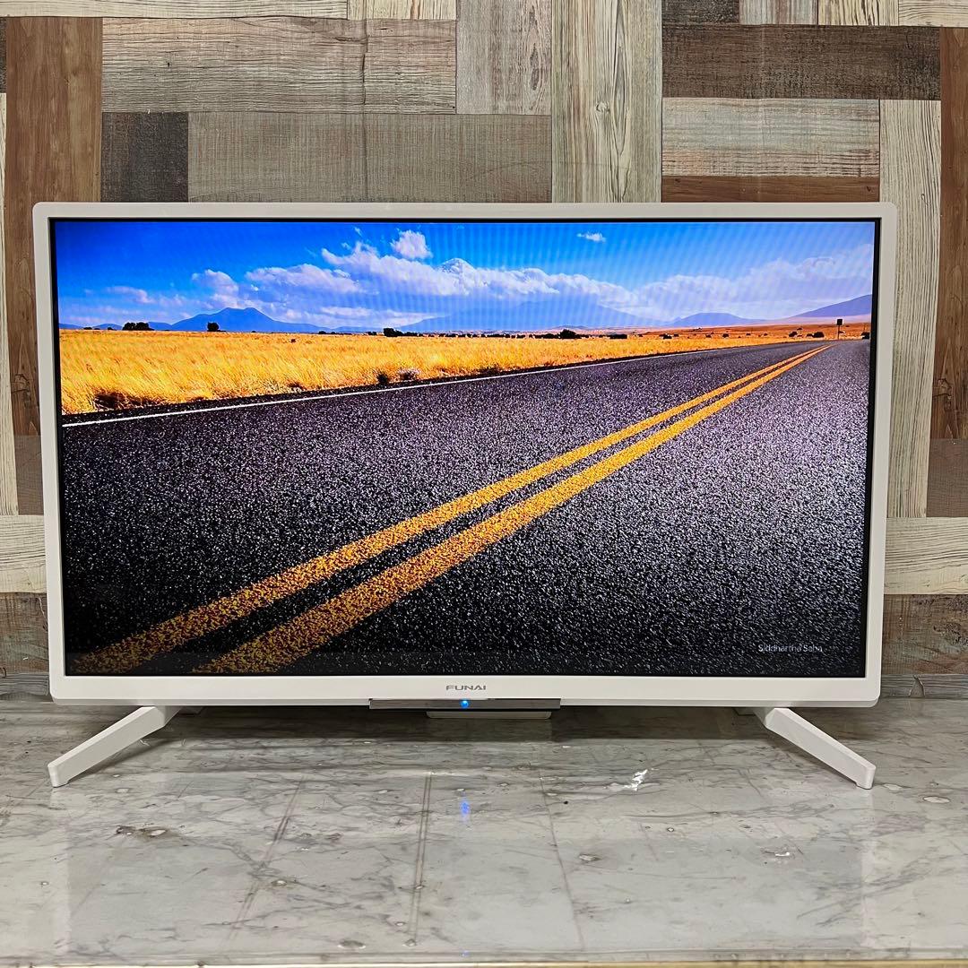 るさん専用全国送料込3年前購入フナイ32型HDD録画機能内蔵TVホワイトモデル