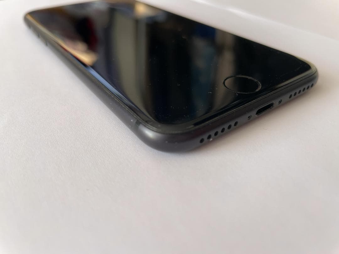 iPhone SE2（第2世代）256GB ブラック