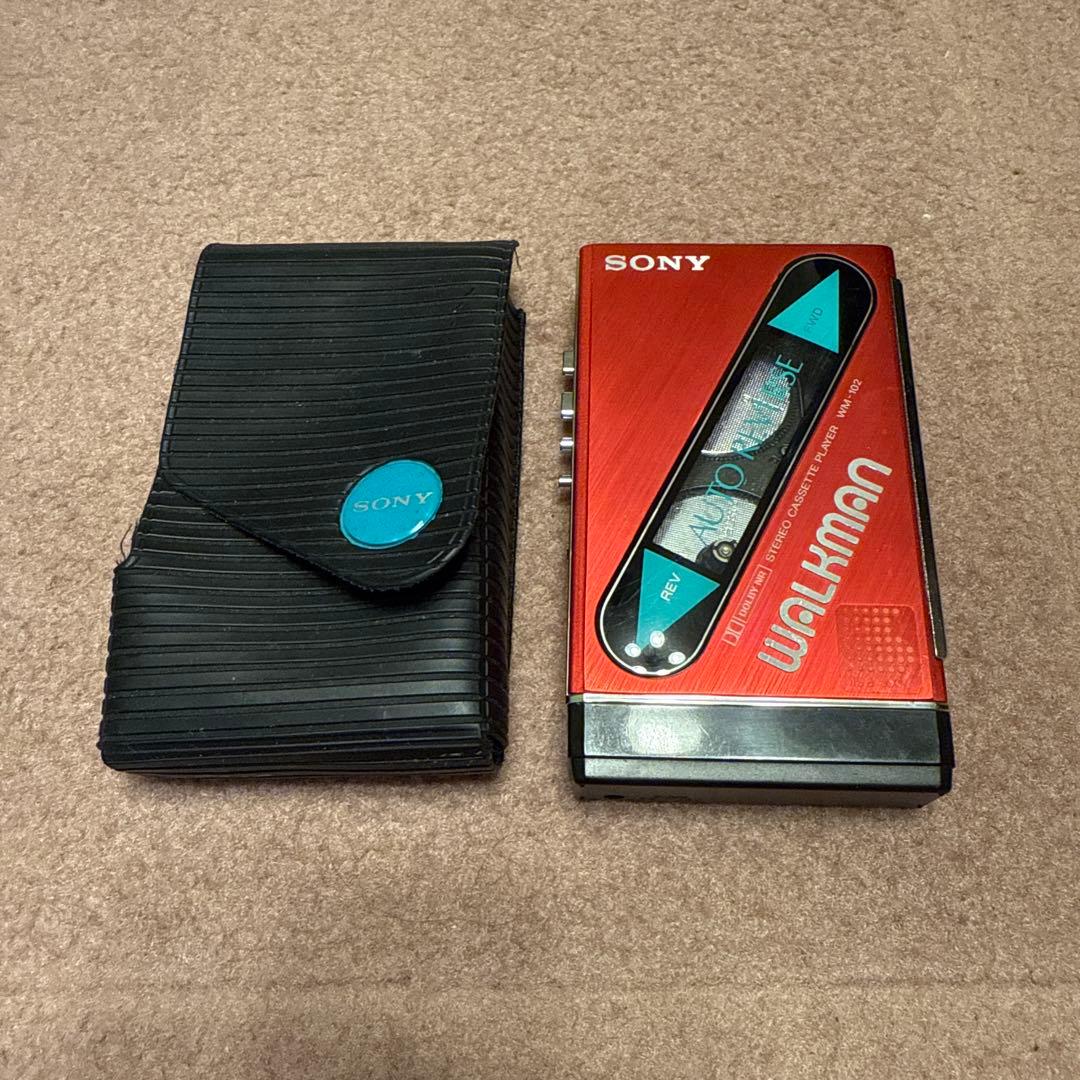 SONY WM-102 カセットプレーヤー レッド