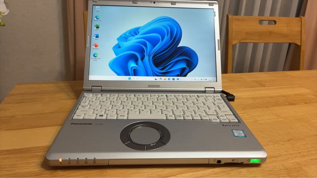 人気☆レッツノート CF-SZ6　i5-7300/メモリ８GB SSD256GB