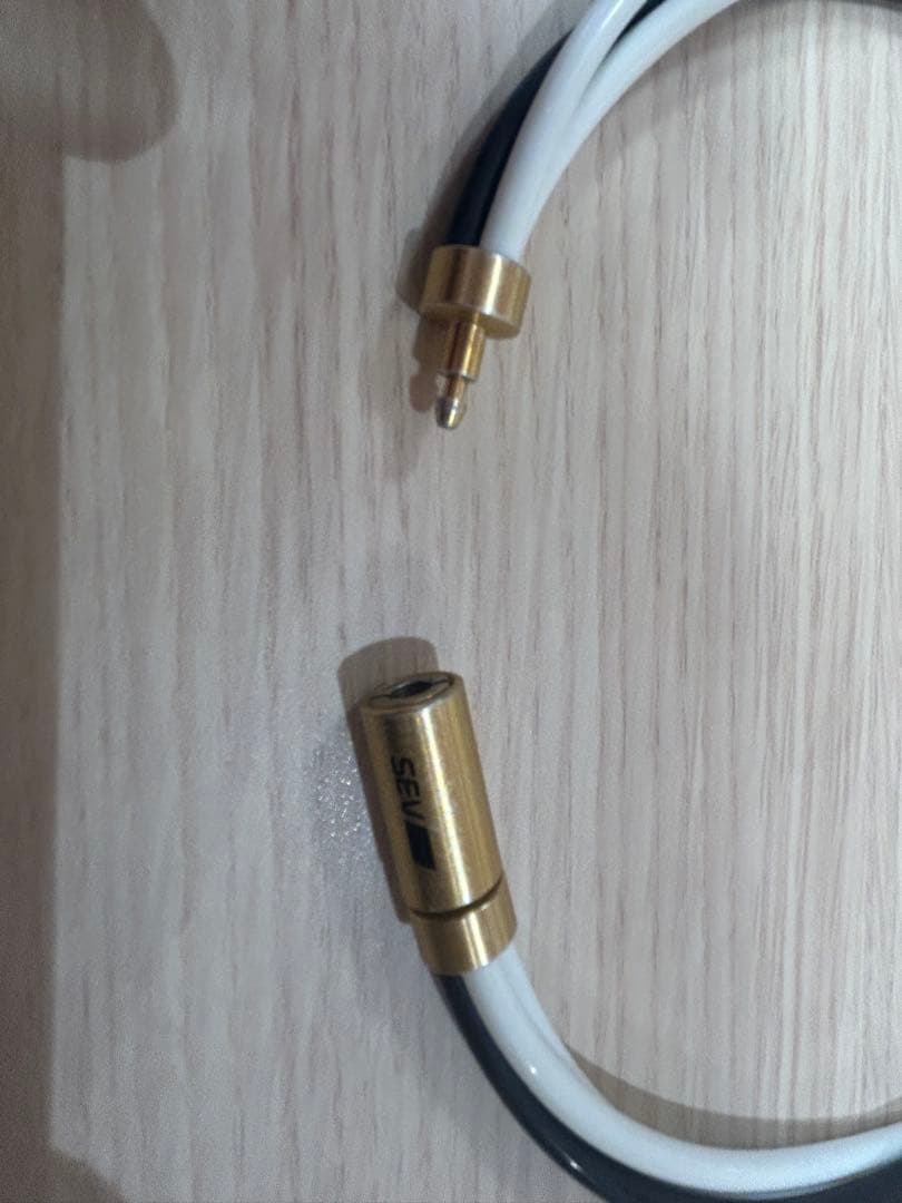 SEV ネックレス 白/黒