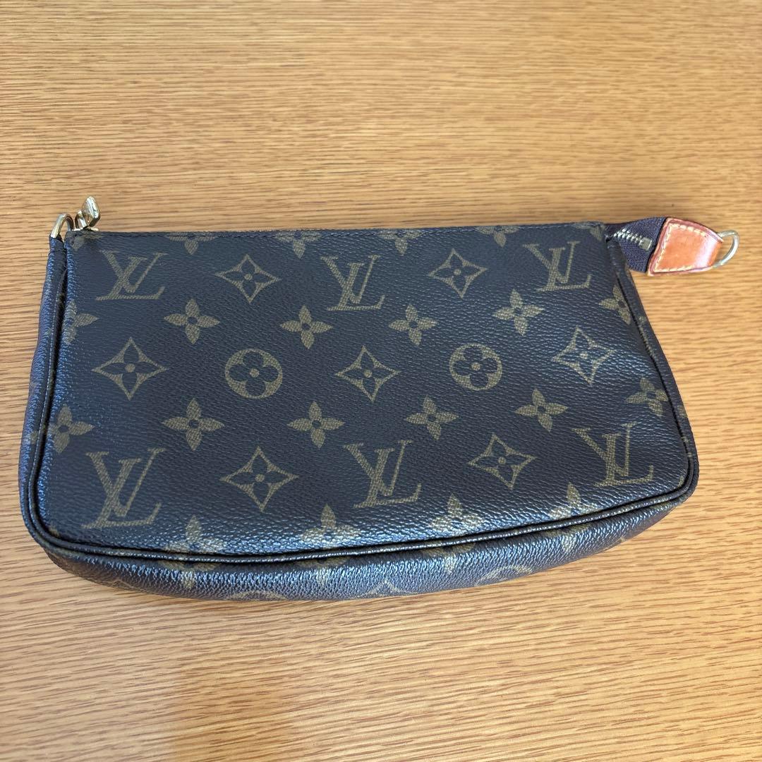 LOUIS VUITTON ルイ ヴィトン モノグラム ポシェット