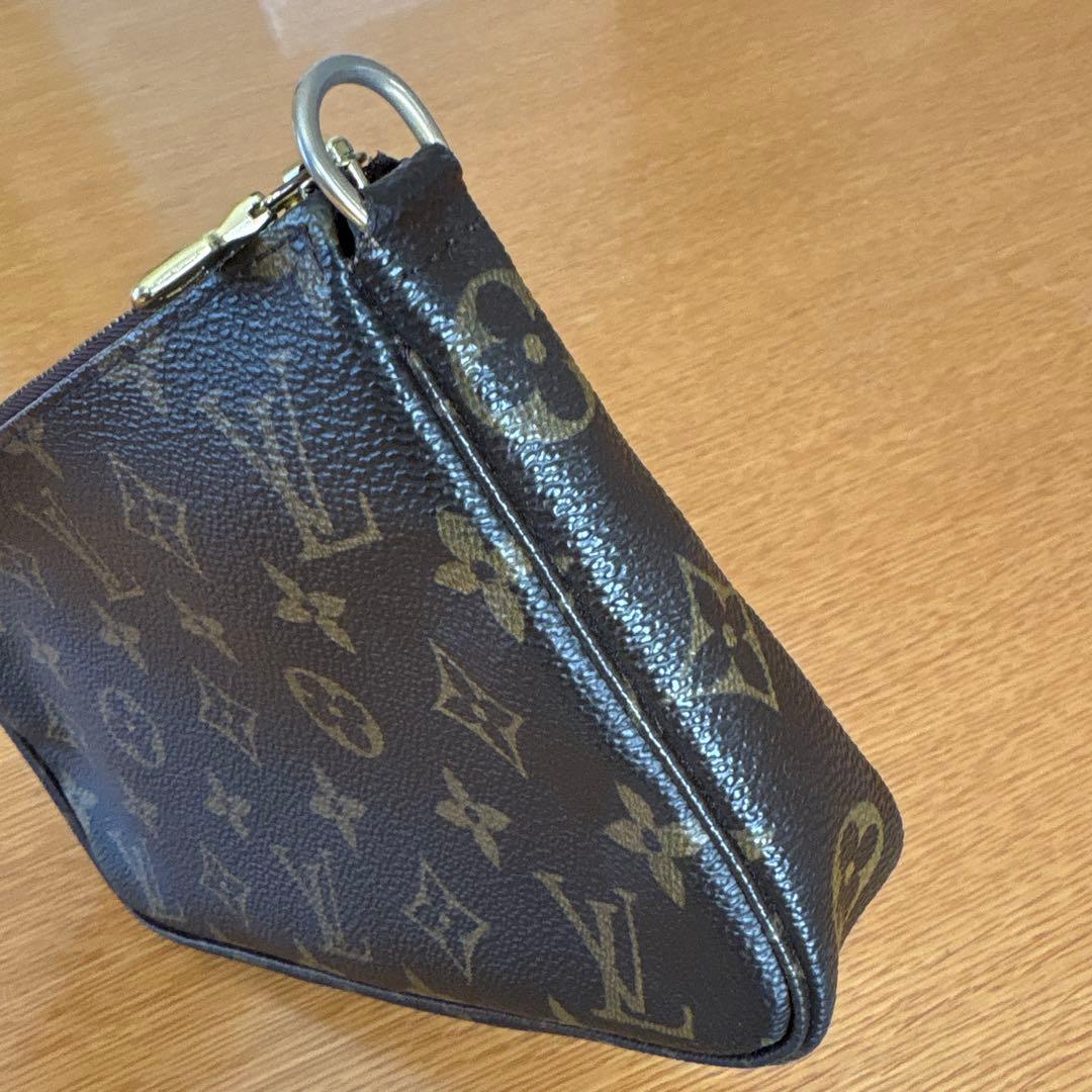 LOUIS VUITTON ルイ ヴィトン モノグラム ポシェット
