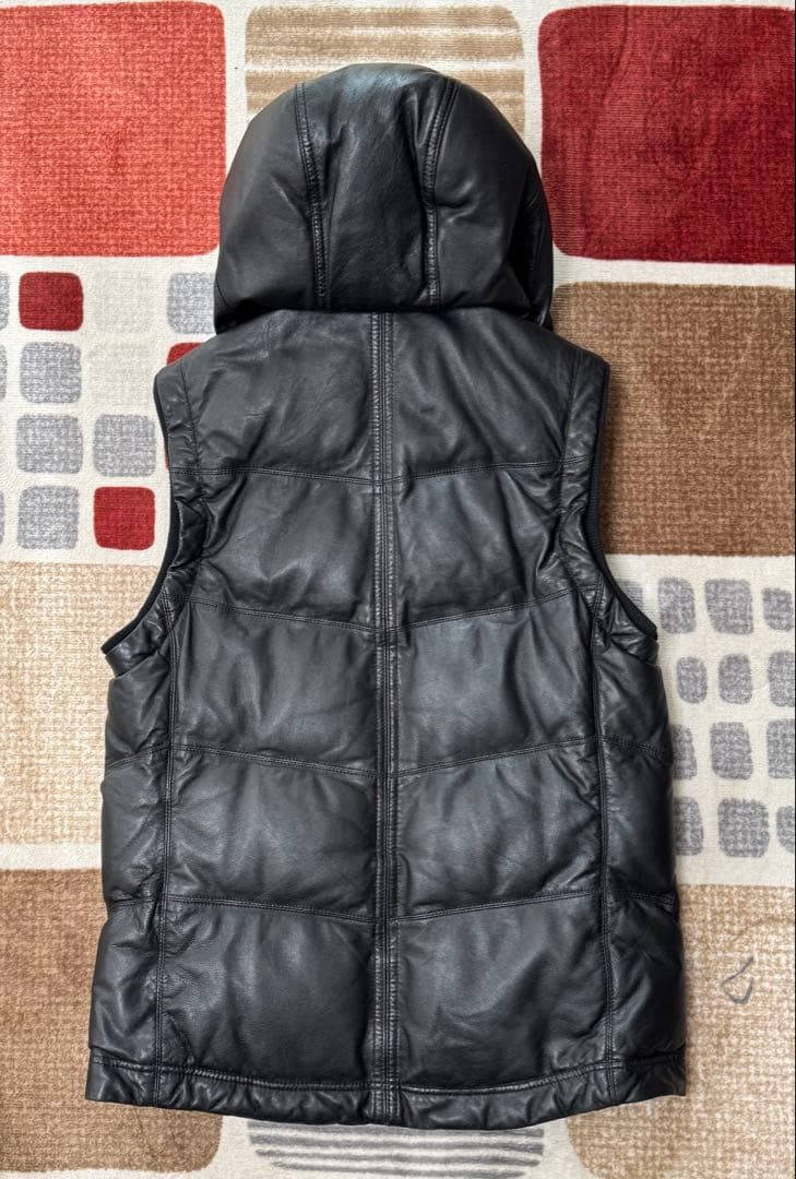 革のバーバリー BURBERRY BLACK LABEL ダウンベスト L