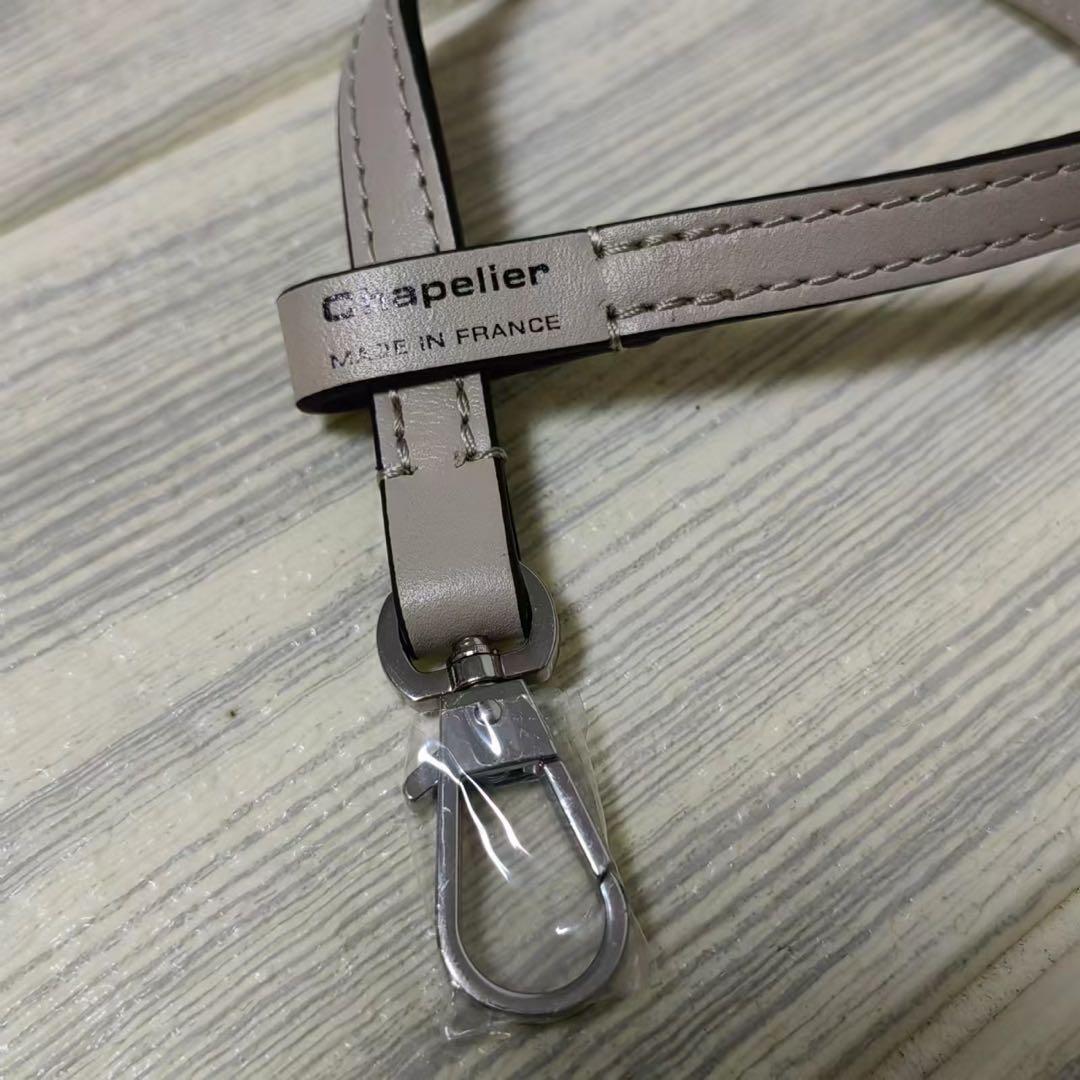 p*e様 エルベシャプリエ　ストラップ+チャーム