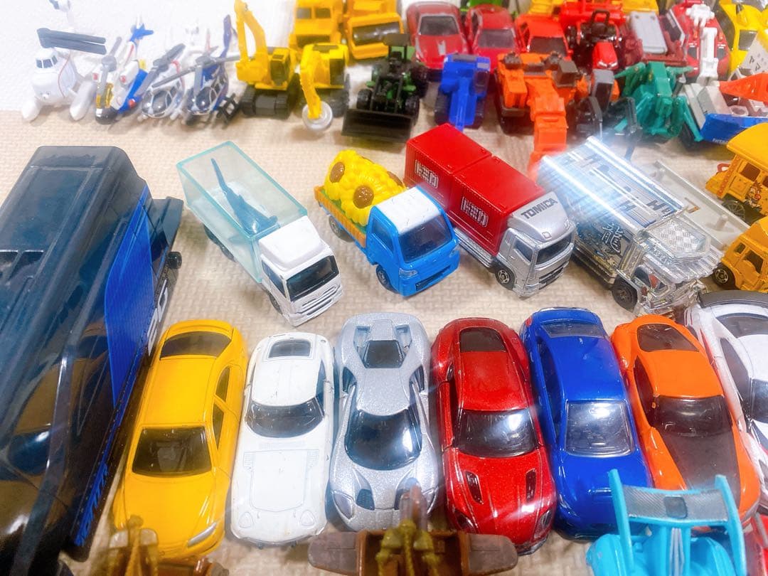 トミカ、ホットウィール等ミニカーまとめ売り