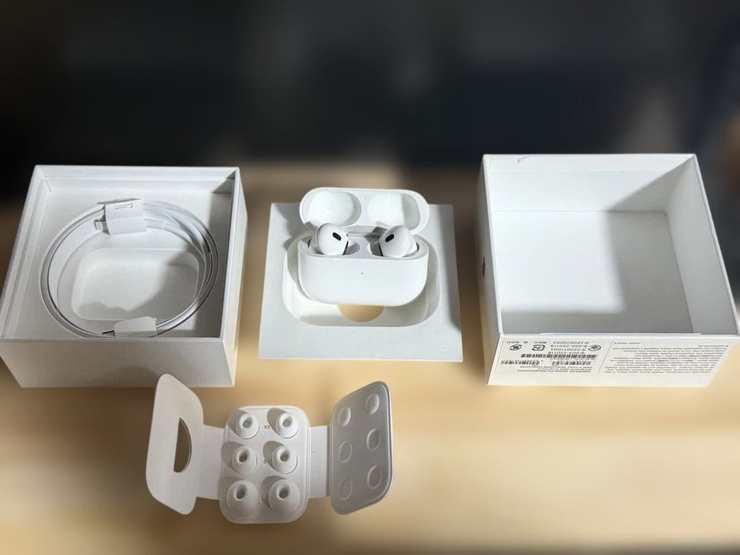 AirPods Pro (第2世代) 本体 ライトニング充電