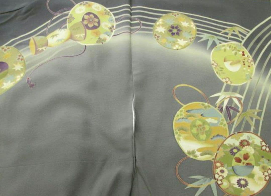 訪問着＊田村哲彦＊鼓柄染め分け草木染　身幅広め＊作家物落款