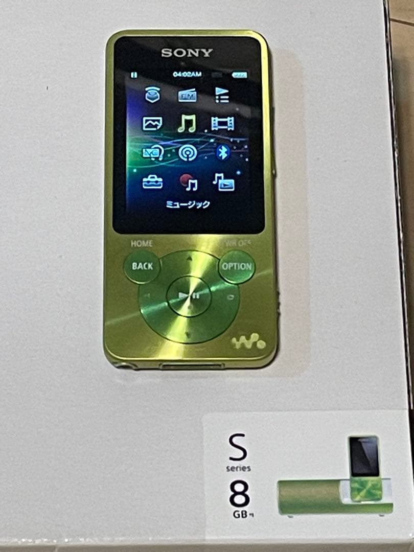 SONY ウォークマン NW-S14K 8GB グリーン　専用ケース付き