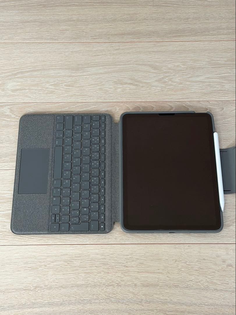 iPad Air 第五世代(256GB)＋Logicoolキーボード＋ペン
