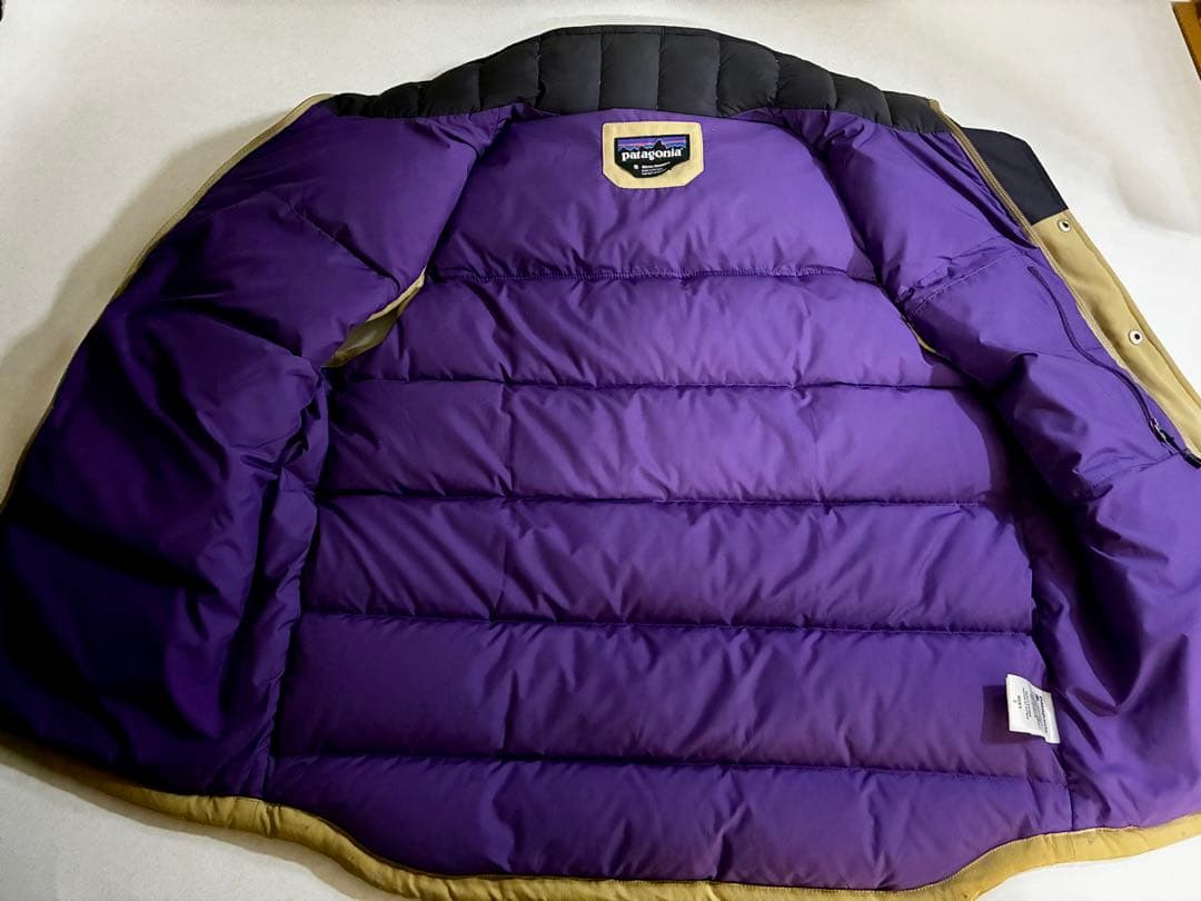 け*ー様 patagonia ダウンベスト ベージュ/ネイビー/パープル　日本サ