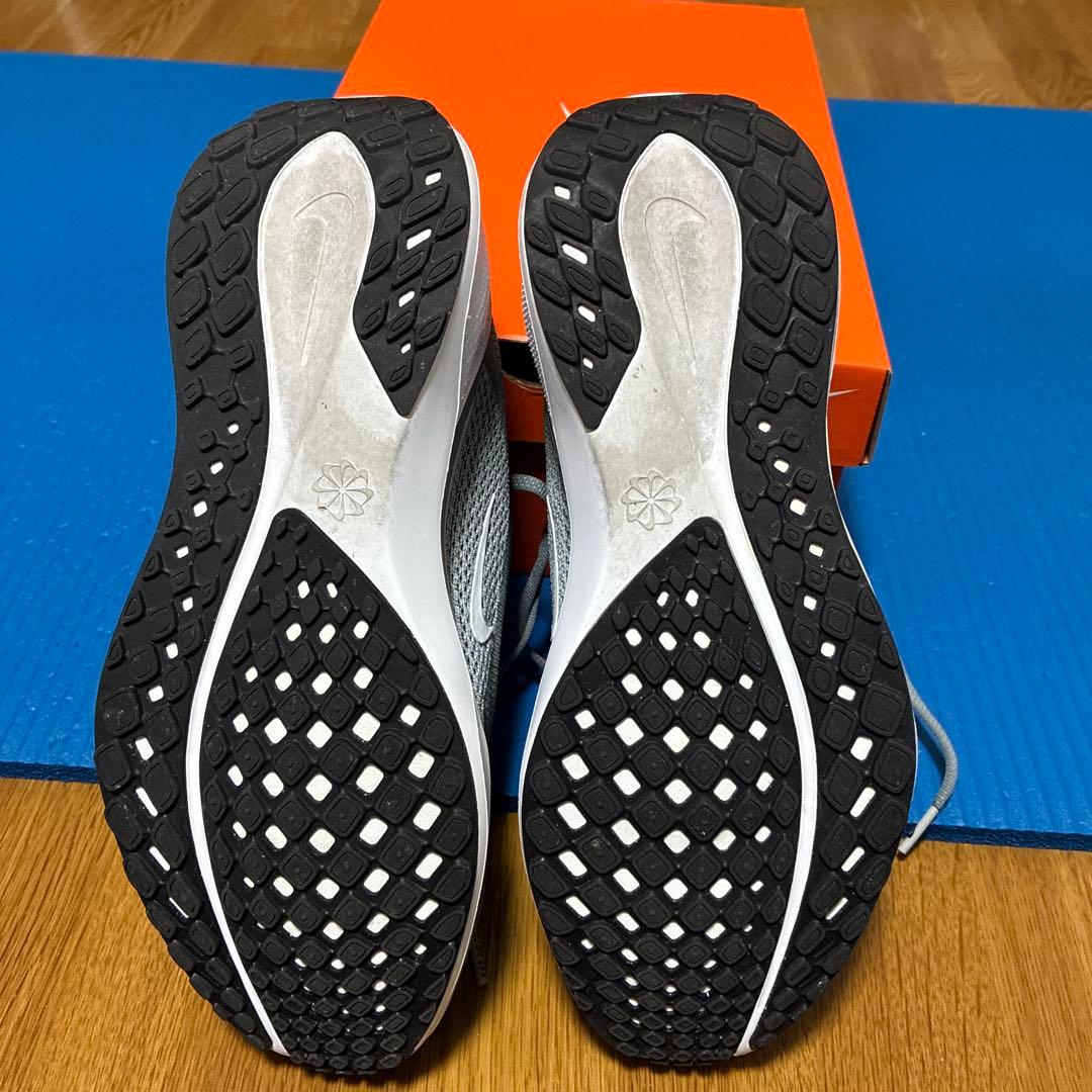 専用　ナイキ エアズームペガサス41 グレー 26センチ