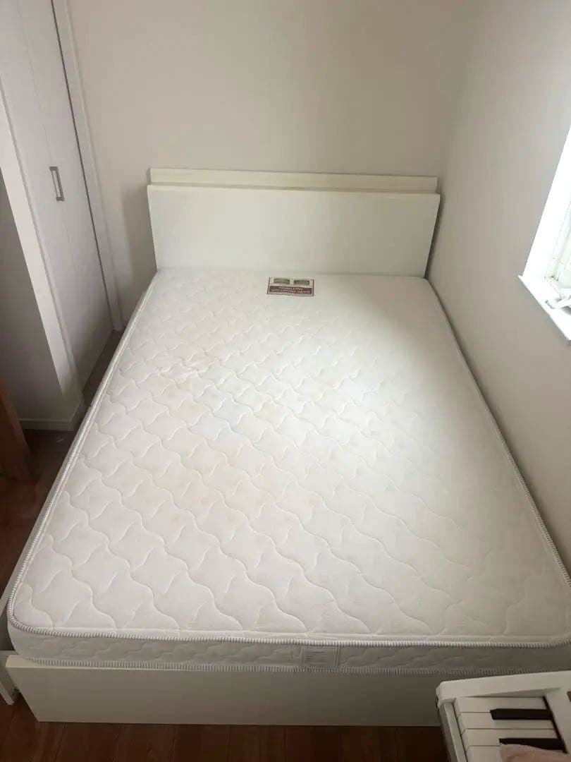 ニトリ ホワイト 収納 コンセント付きベッド ダブル マットレス