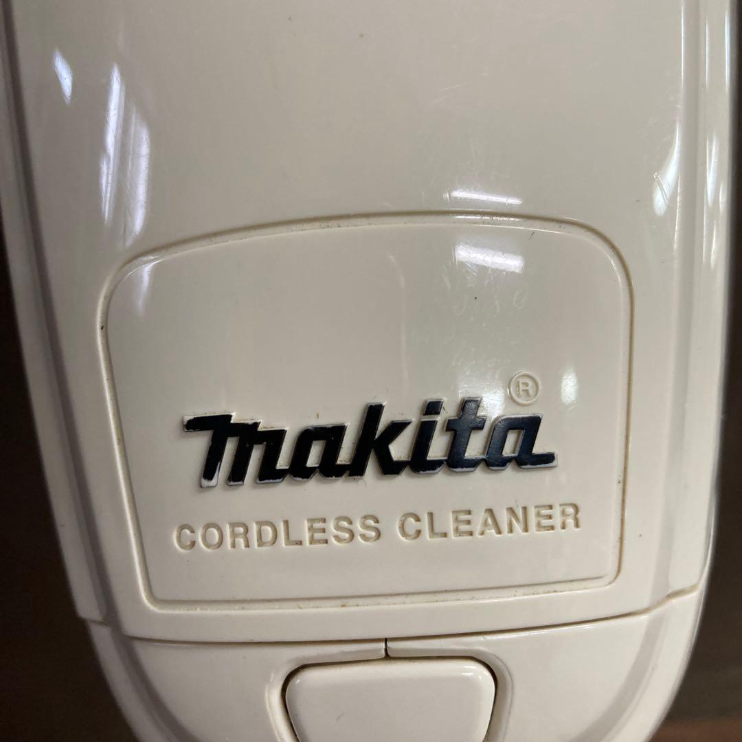 C-5マキタ Makita コードレスクリーナー 充電式クリーナー 掃除機 手持